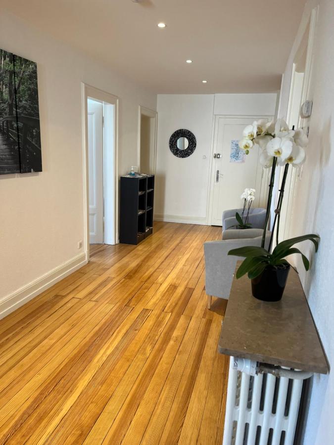 Appartement De Prestige Au Centre Climatise Avec Jardin Prive 콜마 외부 사진